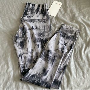 Lululemon game day aligns 25”